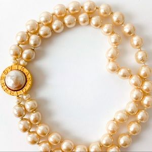 Chanel Karl Lagerfeld Pearls Vintage Princess BARBIE DOUBLE Chocker Necklace.